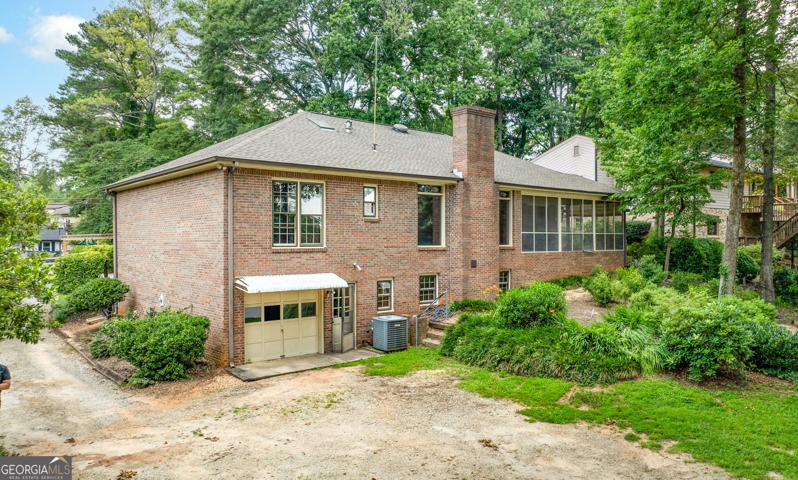 1919 Lake Lucerne Way Lilburn - 5