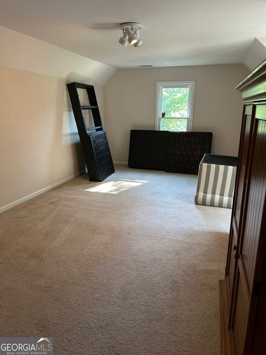 5110 J White Road Oakwood - 8