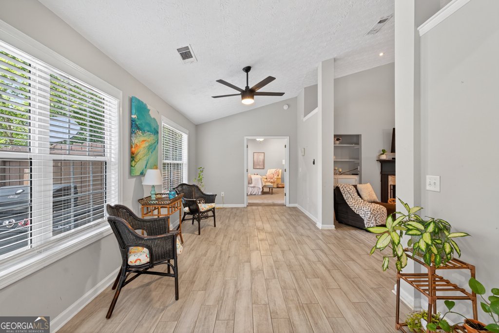 734 734 Evergreen Drive Winder - 15