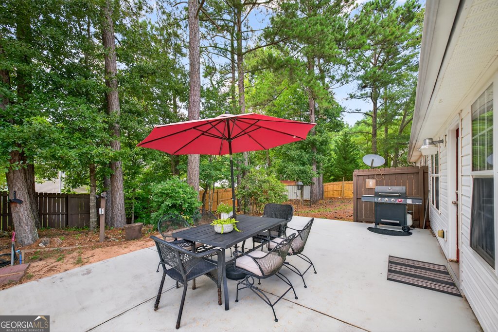 734 734 Evergreen Drive Winder - 26