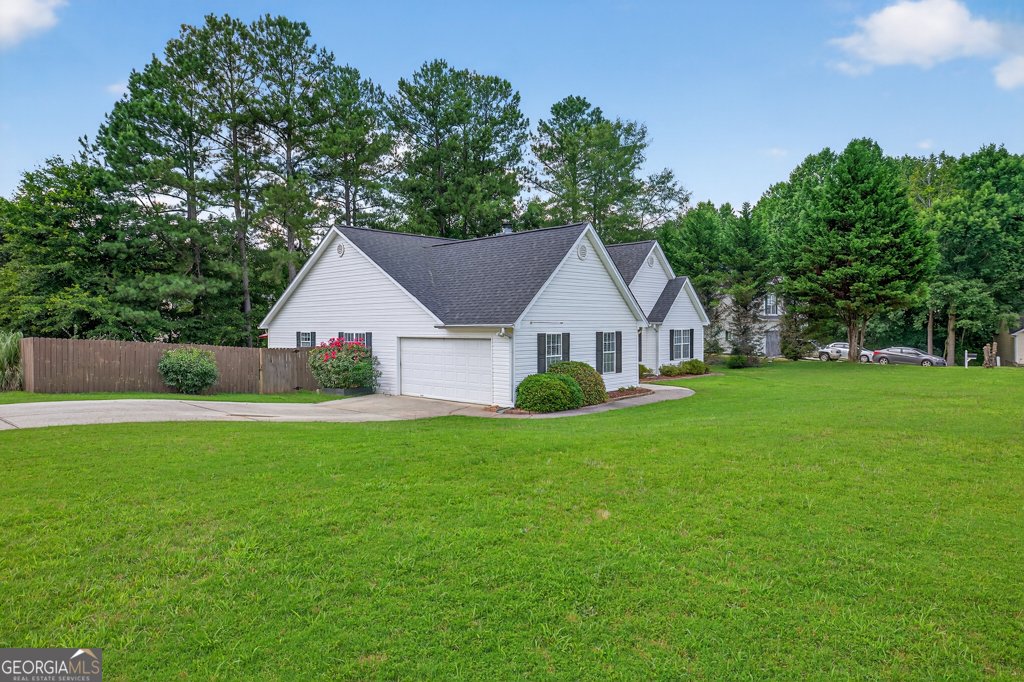 734 734 Evergreen Drive Winder - 3