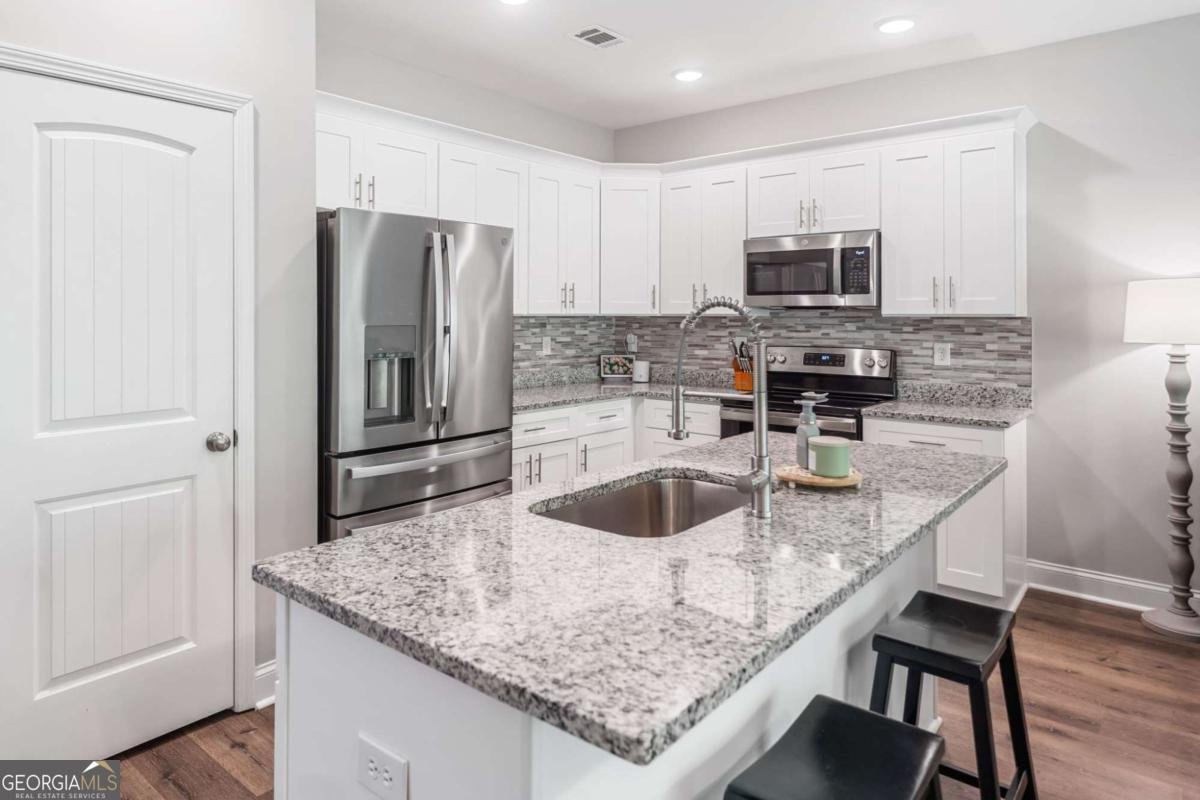 239 Hood Park Drive Jasper - 6