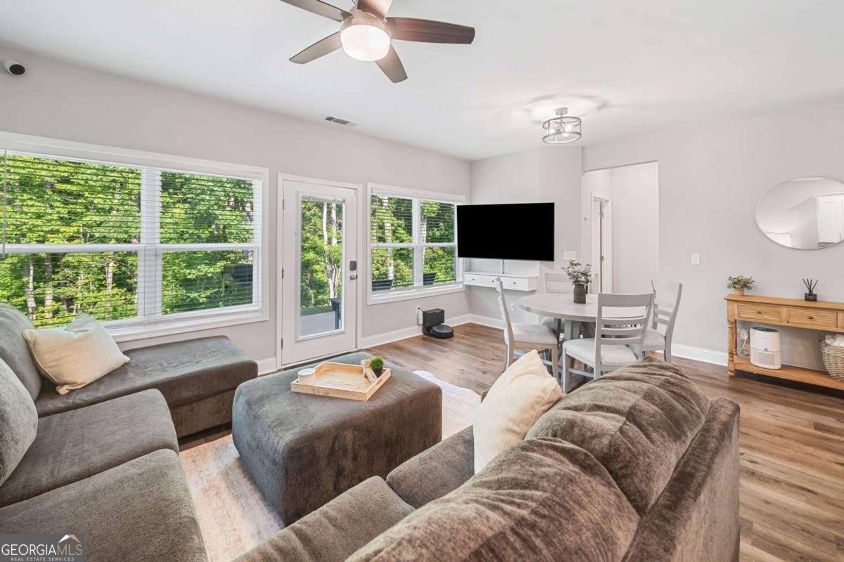 239 Hood Park Drive Jasper - 8