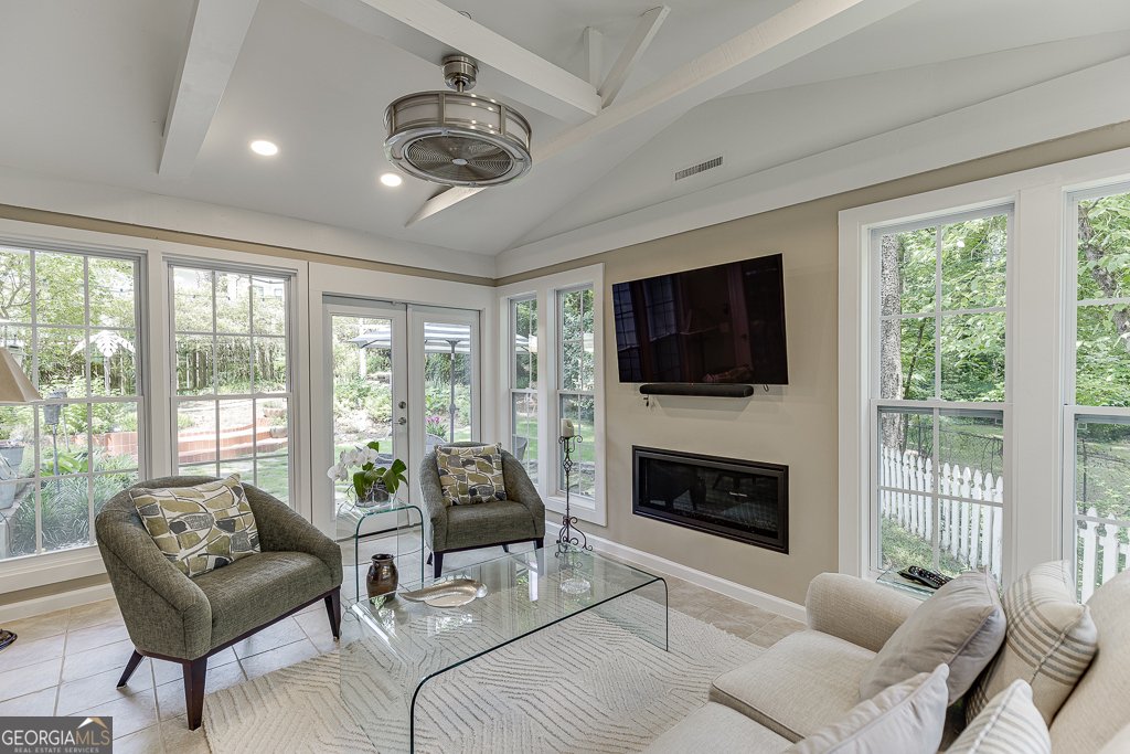 3219 Parkridge Crescent Chamblee - 10