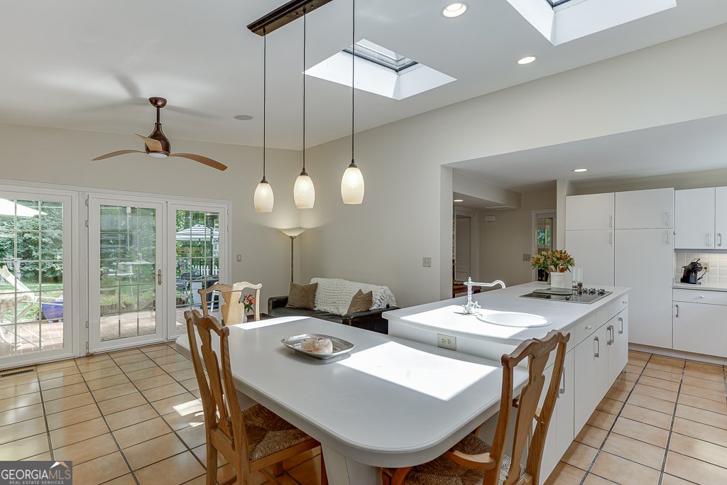 3219 Parkridge Crescent Chamblee - 13