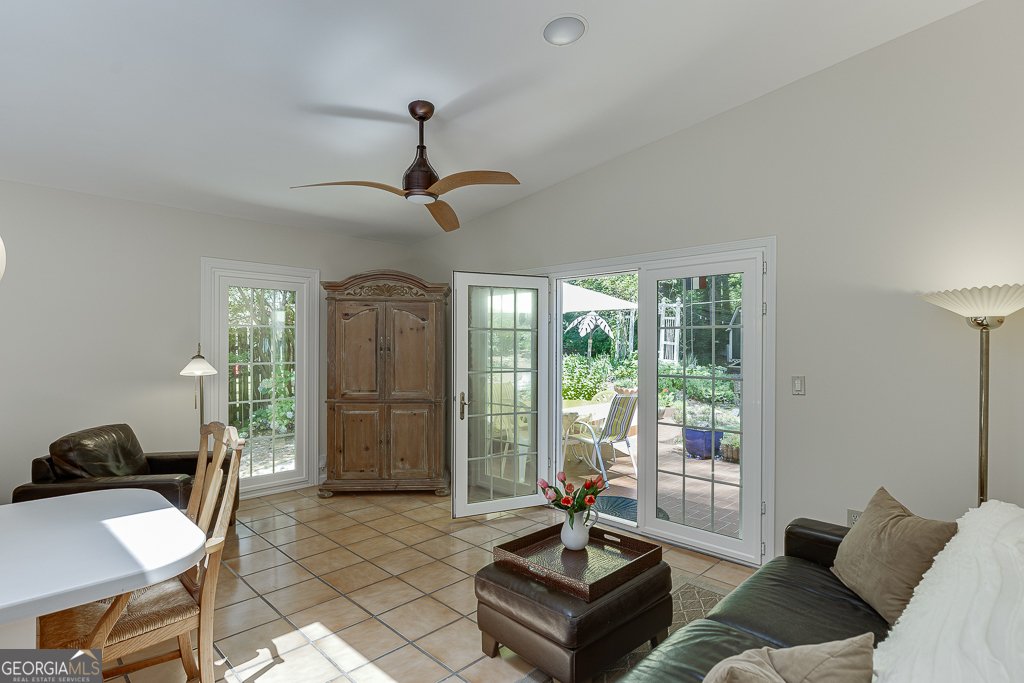 3219 Parkridge Crescent Chamblee - 16