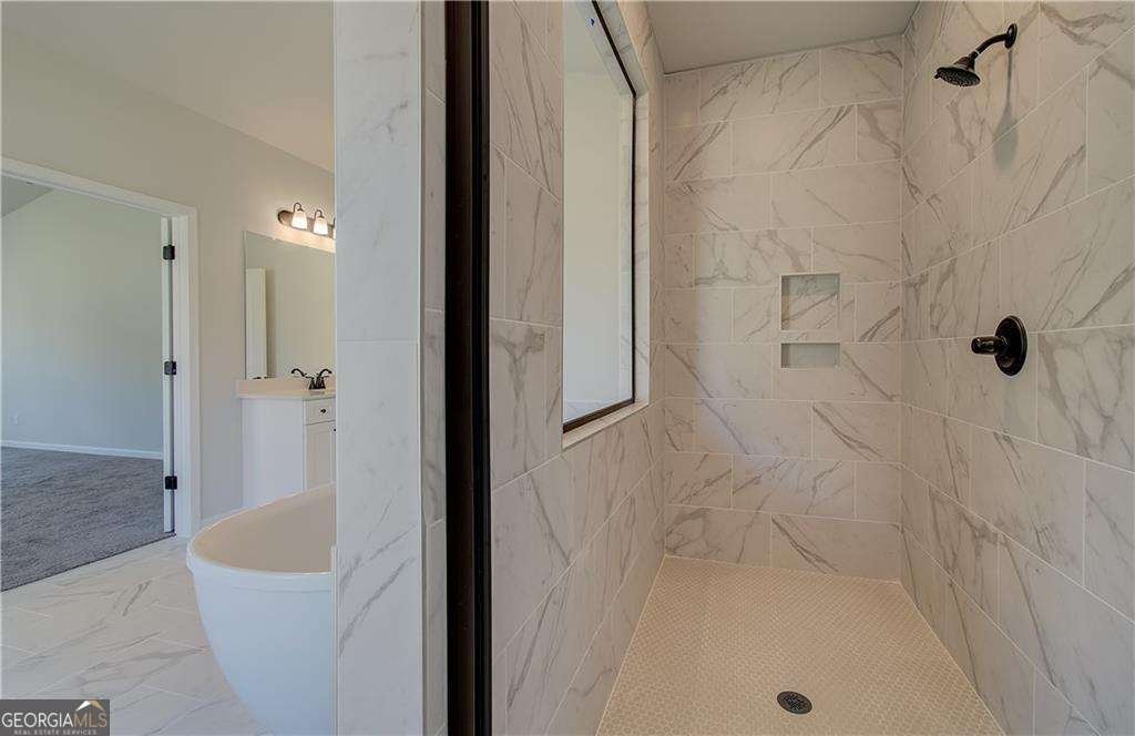 443 Lothbury Avenue Locust Grove - 11