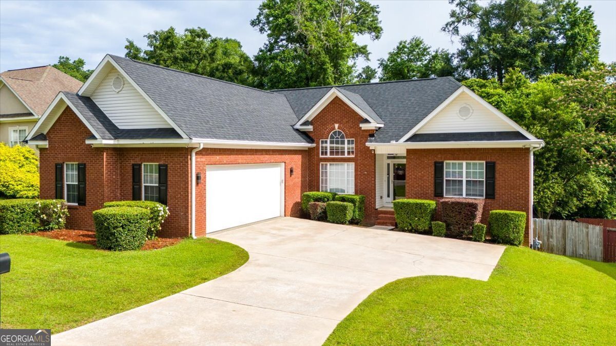 129 Sugarloaf Circle Macon - 1