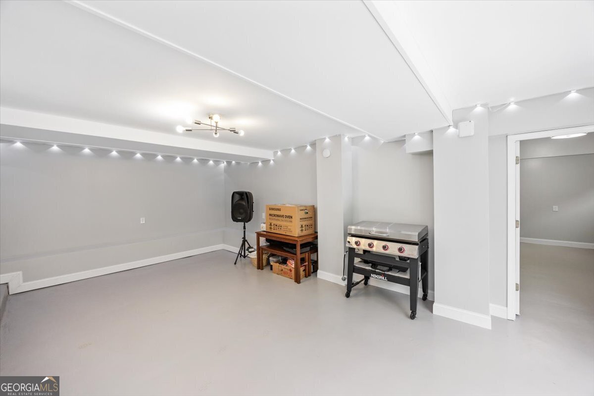 129 Sugarloaf Circle Macon - 26