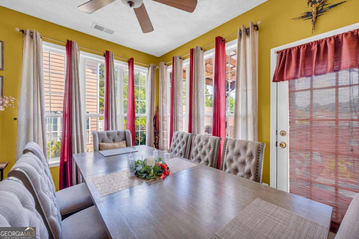 176 Oak Green Drive Lawrenceville - 11