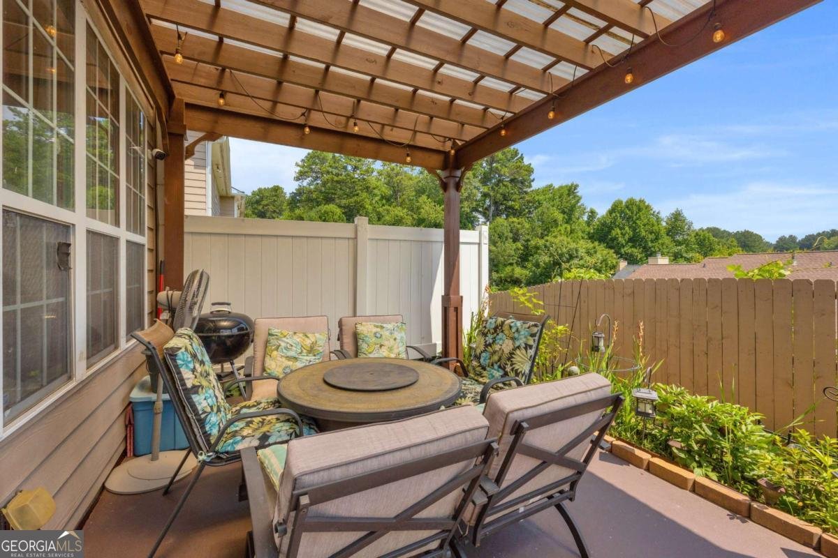 176 Oak Green Drive Lawrenceville - 25