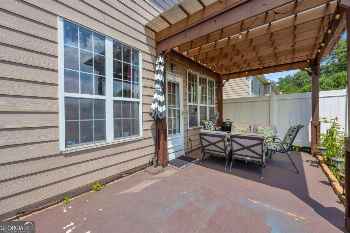 176 Oak Green Drive Lawrenceville - 27