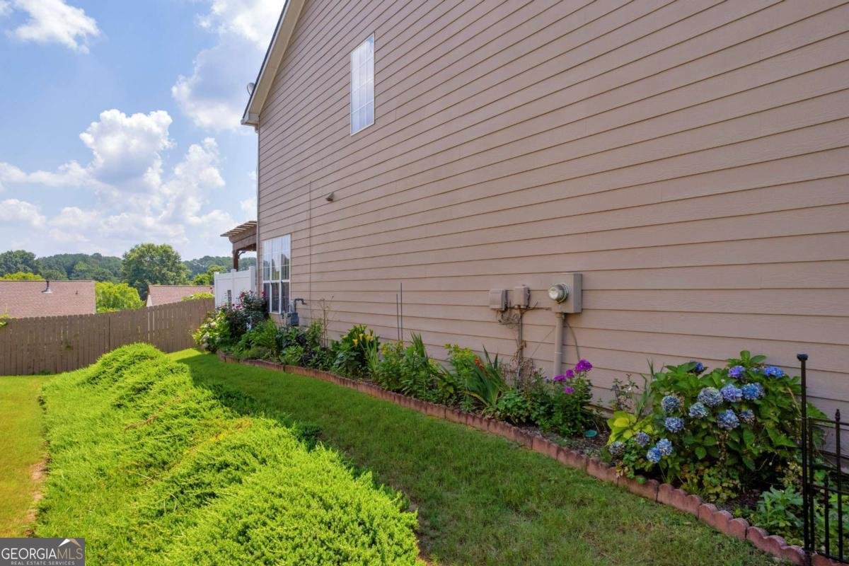 176 Oak Green Drive Lawrenceville - 30