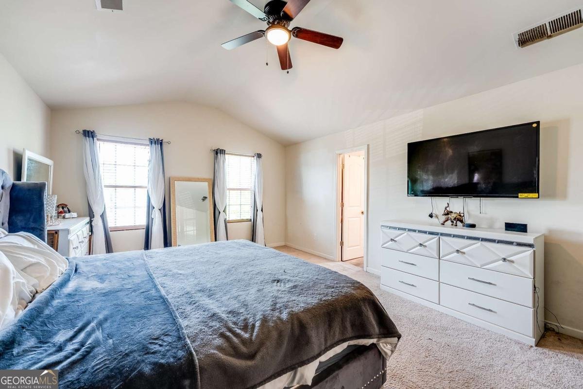 1574 Leonard Street Hampton - 16