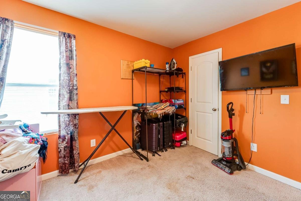 1574 Leonard Street Hampton - 31