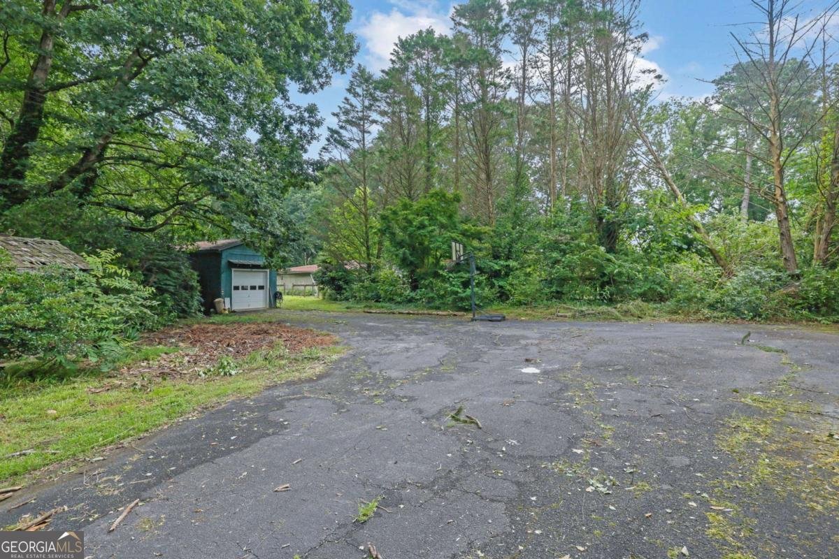 3992 Spot Road Cumming - 35