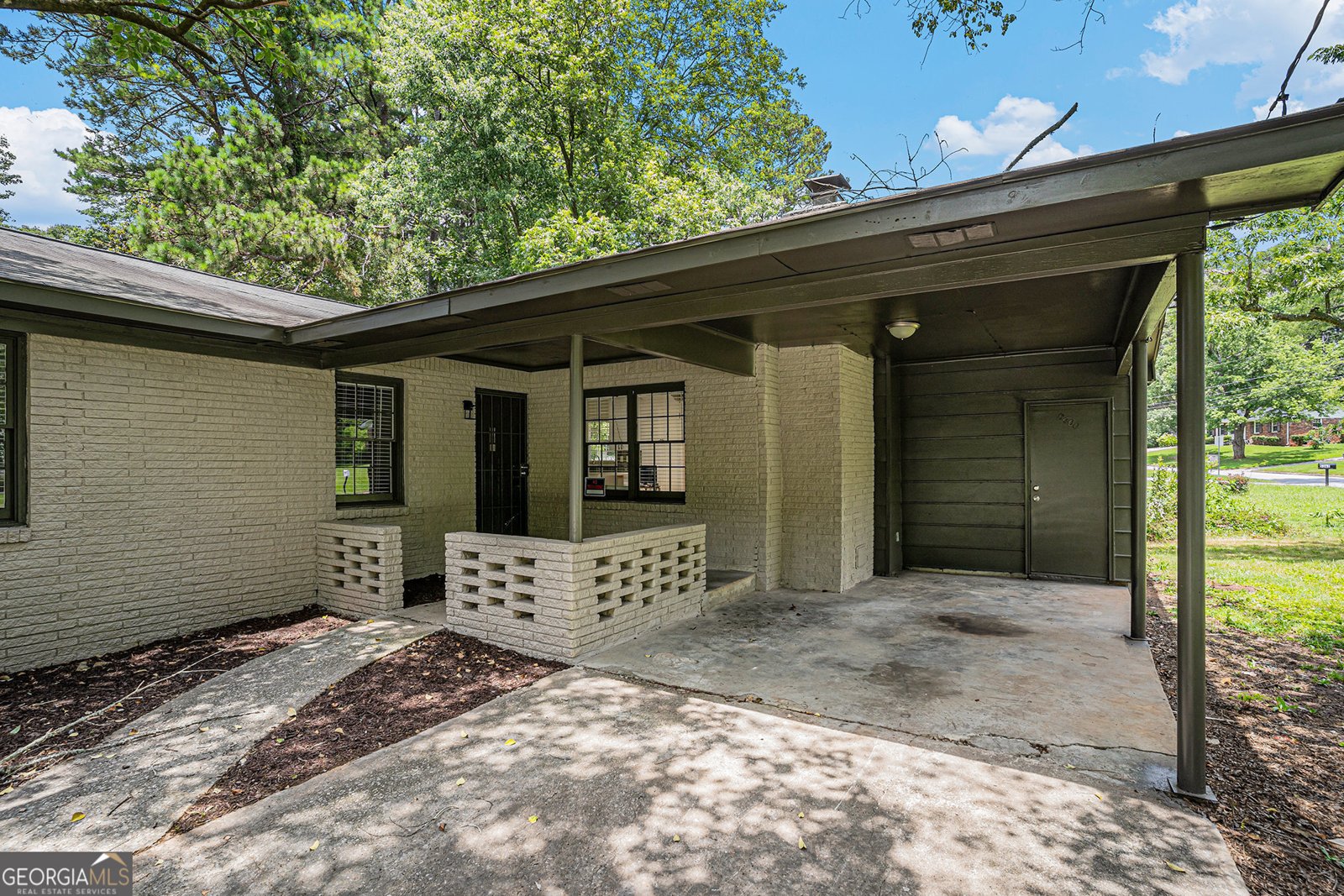5400 Louis Xiv Lane Atlanta - 3