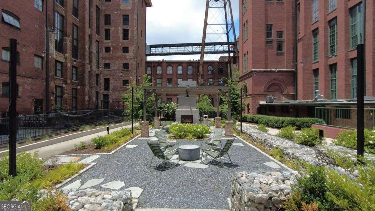 170 Boulevard Atlanta - 19