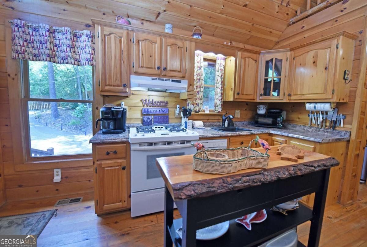 789 Old Pond Mill Road Mineral Bluff - 6
