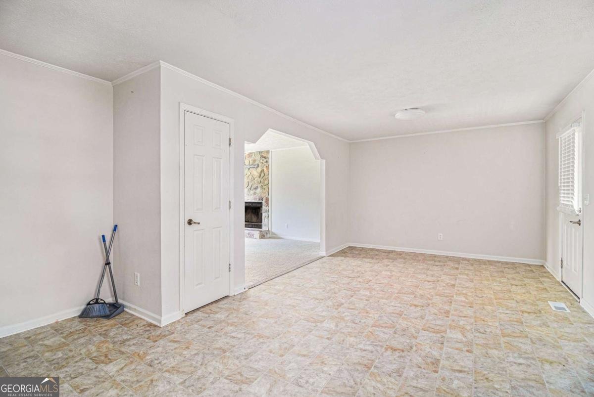 142 Tyler Lane Carrollton - 5