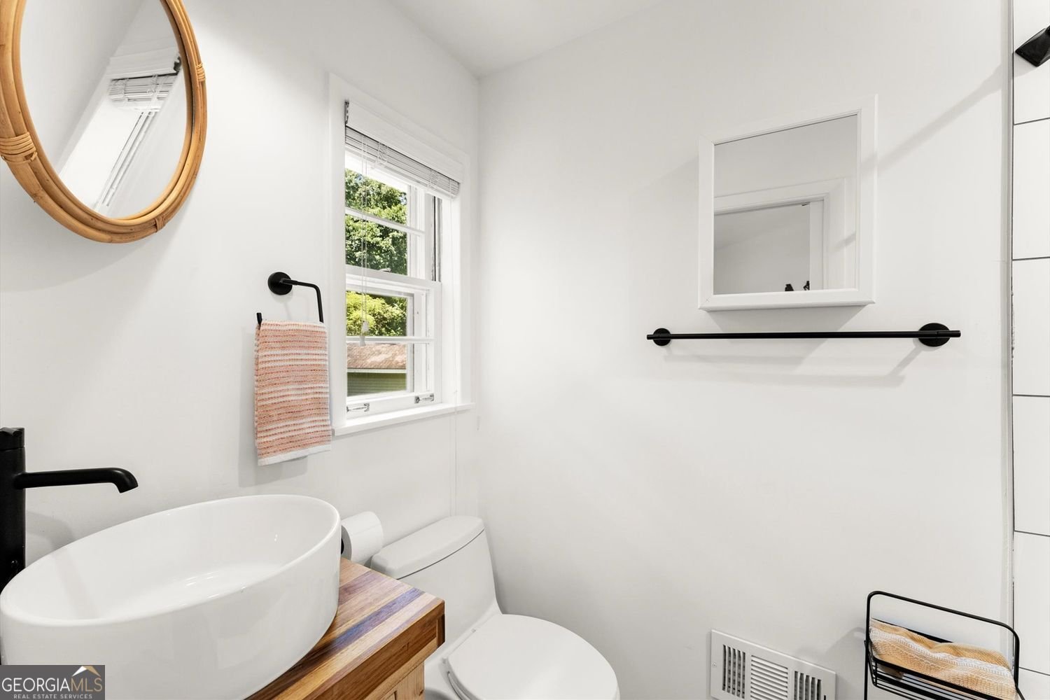 6875 Sunny Brook Lane Northeast Sandy Springs - 24