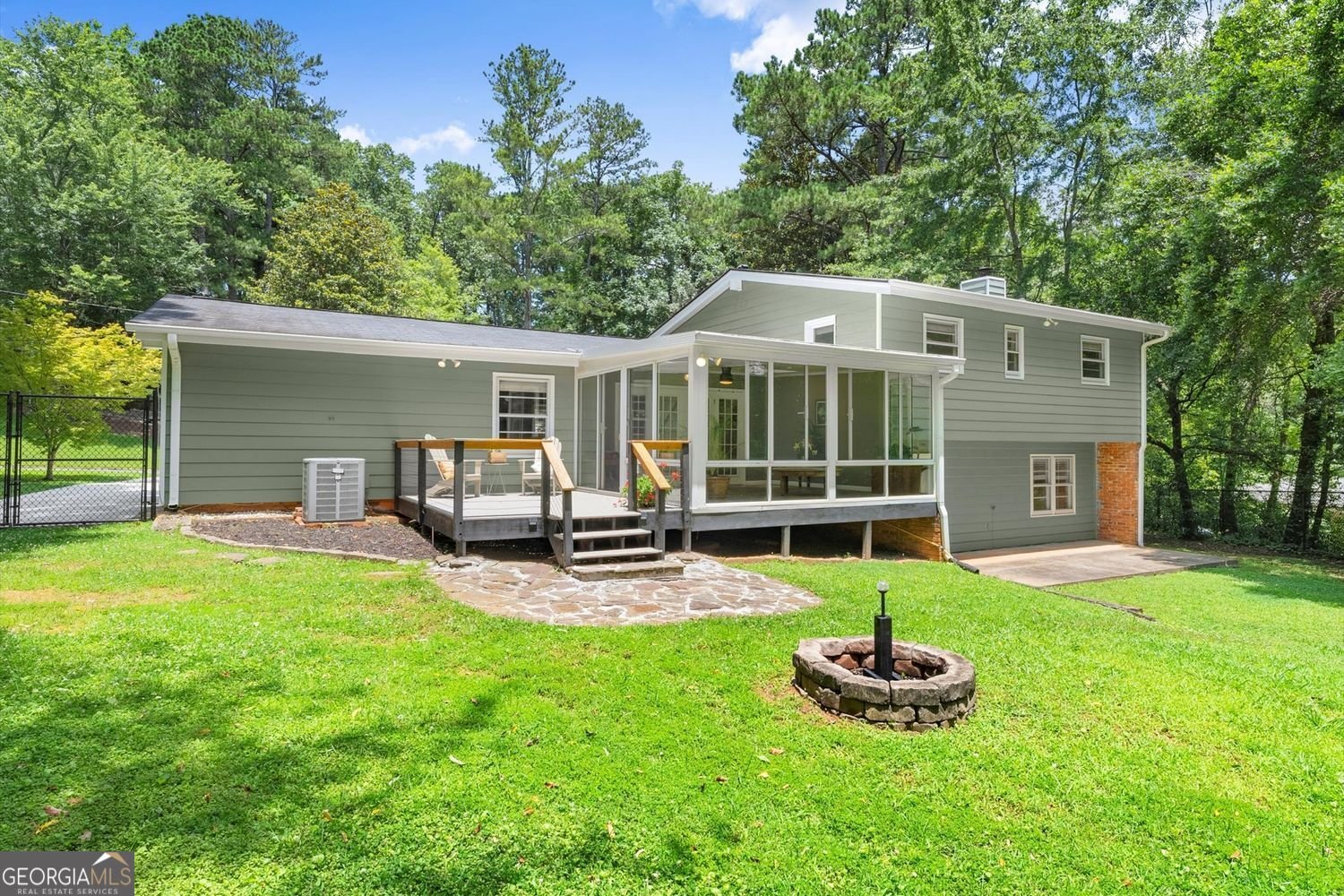 6875 Sunny Brook Lane Northeast Sandy Springs - 8