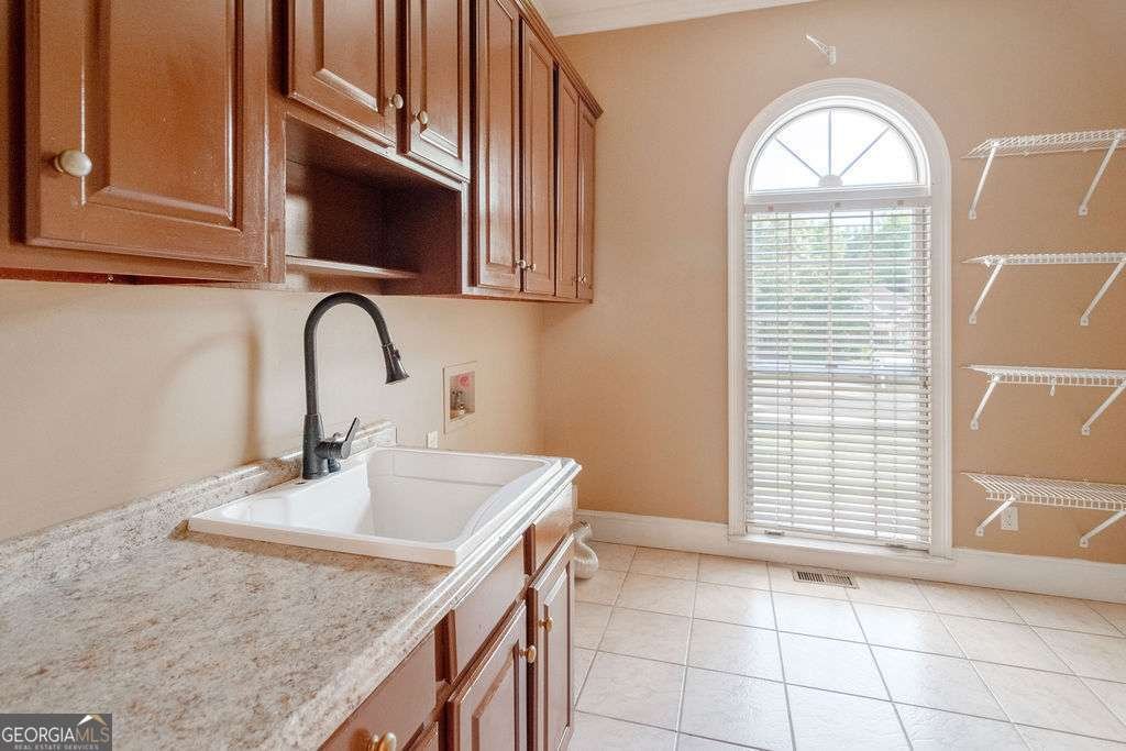 1806 Wynthrop Manor Drive Marietta - 26