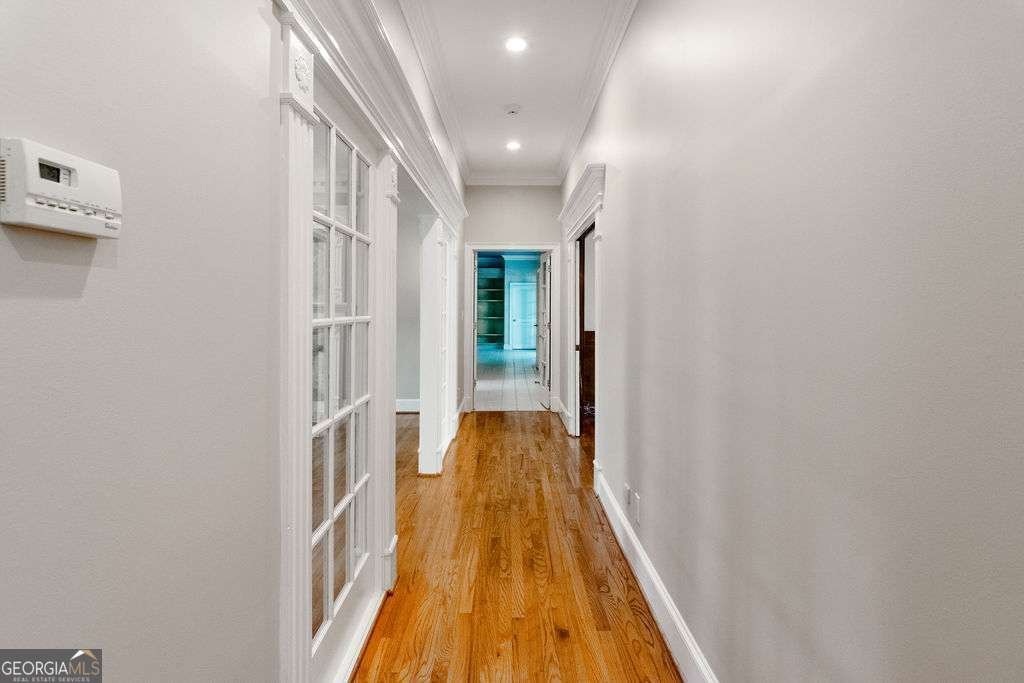 1806 Wynthrop Manor Drive Marietta - 34