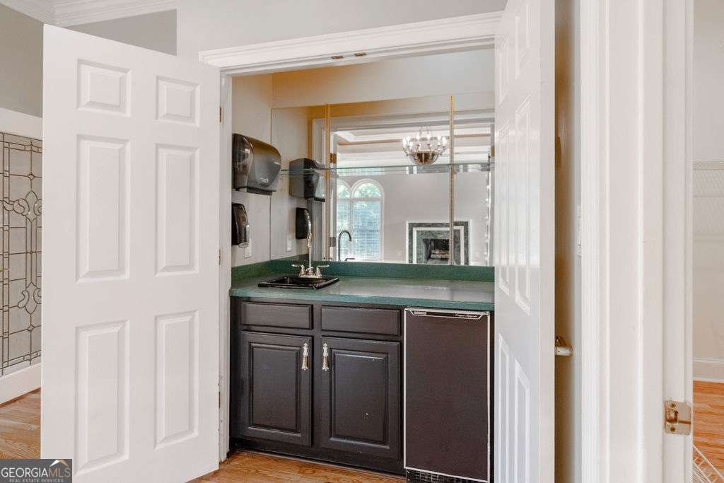 1806 Wynthrop Manor Drive Marietta - 67