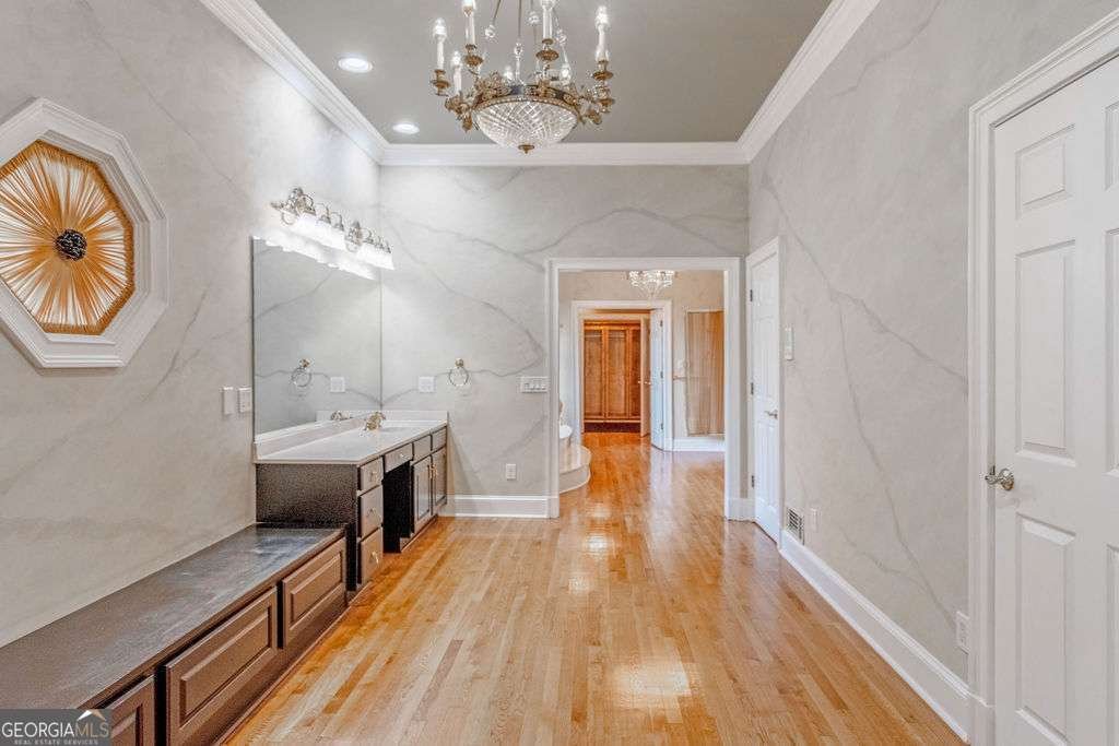 1806 Wynthrop Manor Drive Marietta - 68