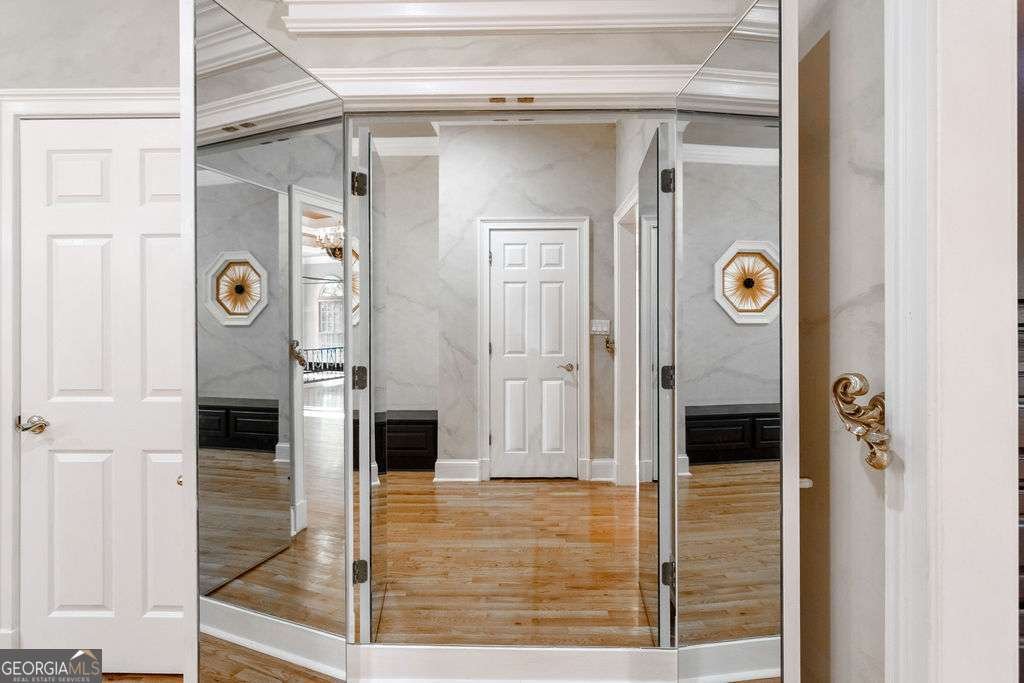 1806 Wynthrop Manor Drive Marietta - 69