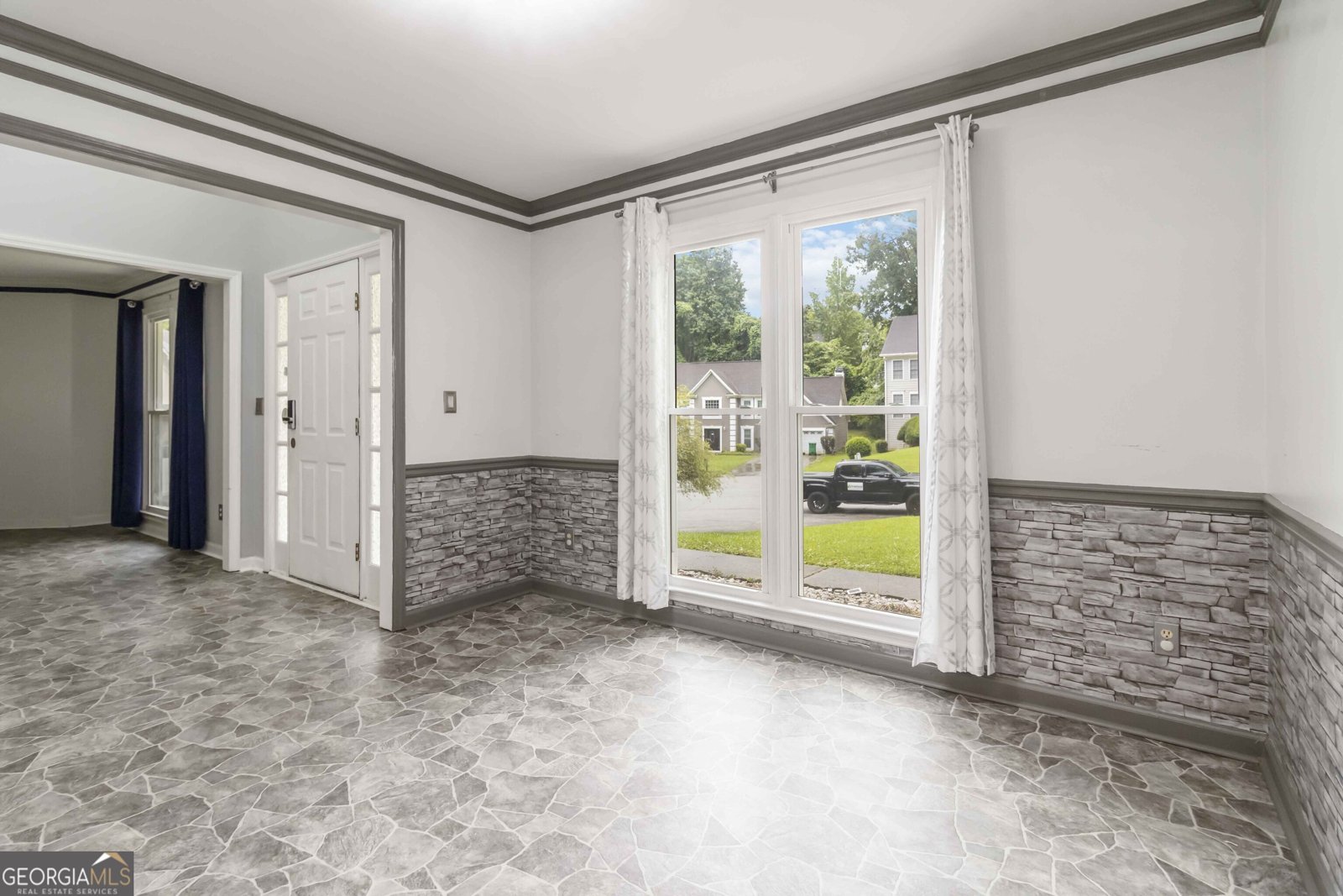 539 Riverbirch Trace Stone Mountain - 5