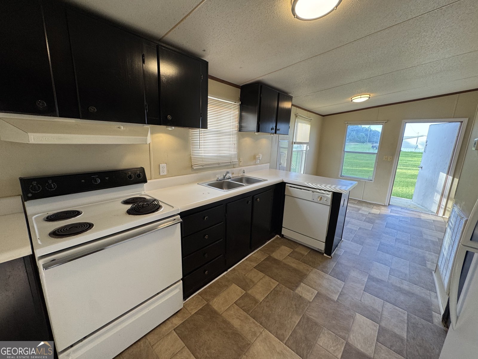 2246 Sheffield Lane Rentz - 13