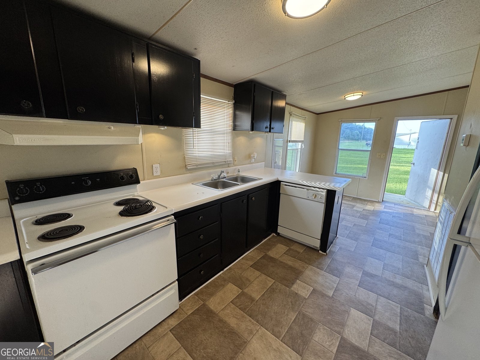 2246 Sheffield Lane Rentz - 14