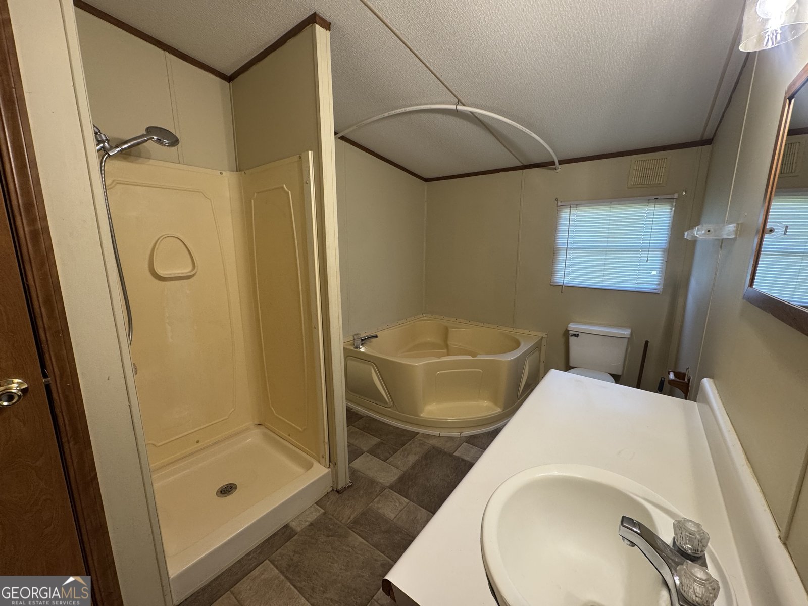 2246 Sheffield Lane Rentz - 25
