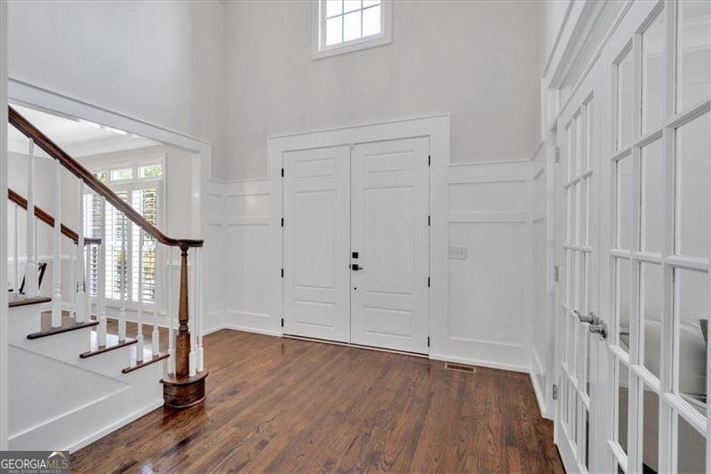 83 GLEN COVE Drive Cartersville - 1