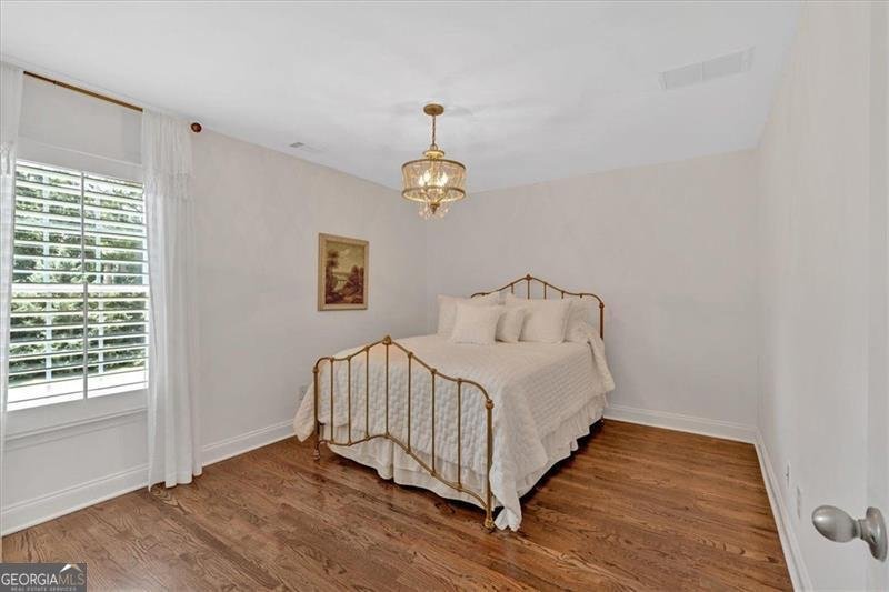 83 GLEN COVE Drive Cartersville - 33