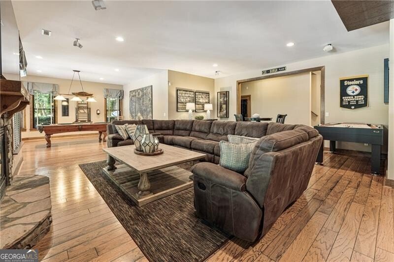 6715 Bentley Trail Cumming - 54