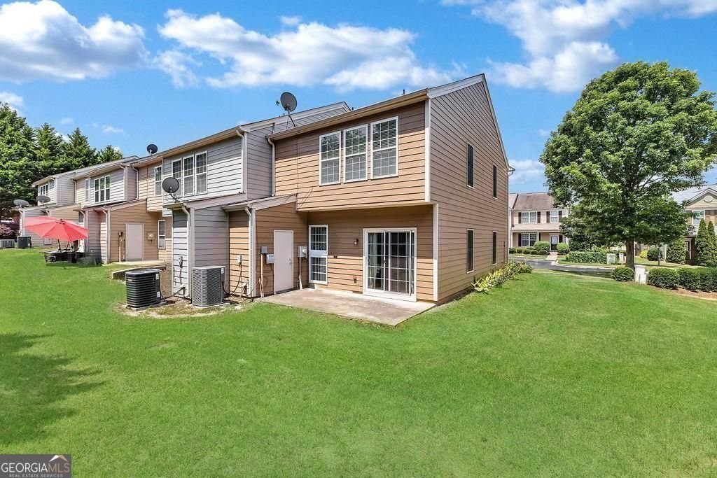 3028 Deerborne Court Atlanta - 3