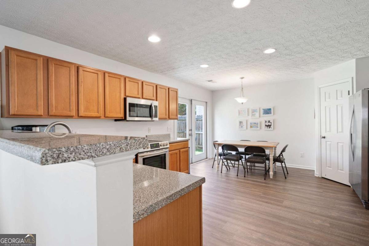 245 WEATHERSTONE POINTE Drive Woodstock - 12