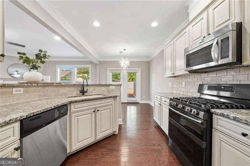 775 Duberry Street Alpharetta - 14