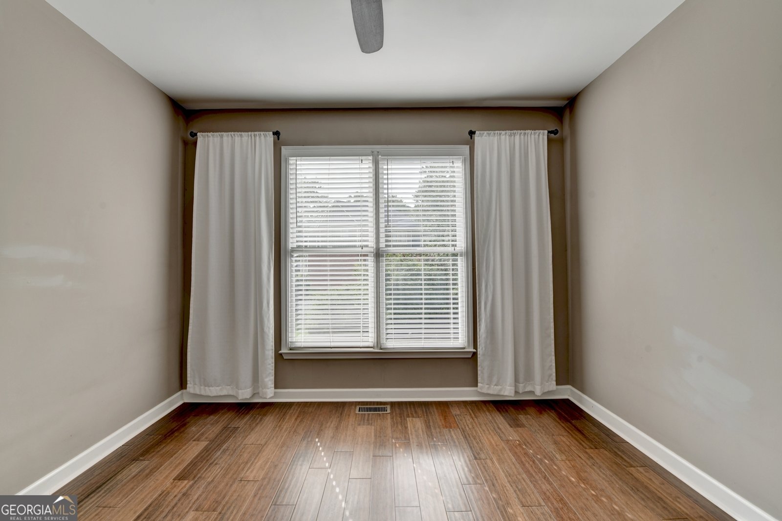 4770 Spring Park Circle Suwanee - 47