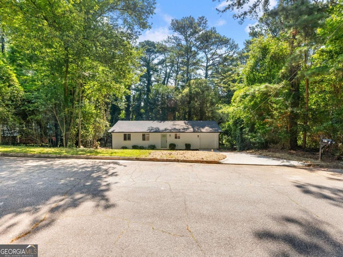4059 Big Valley Trail Stone Mountain - 4