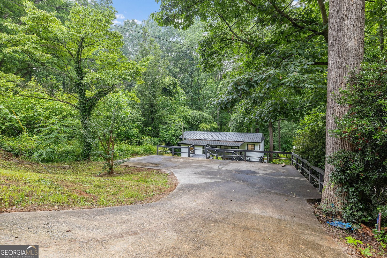220 Gumlog Drive Lavonia - 49