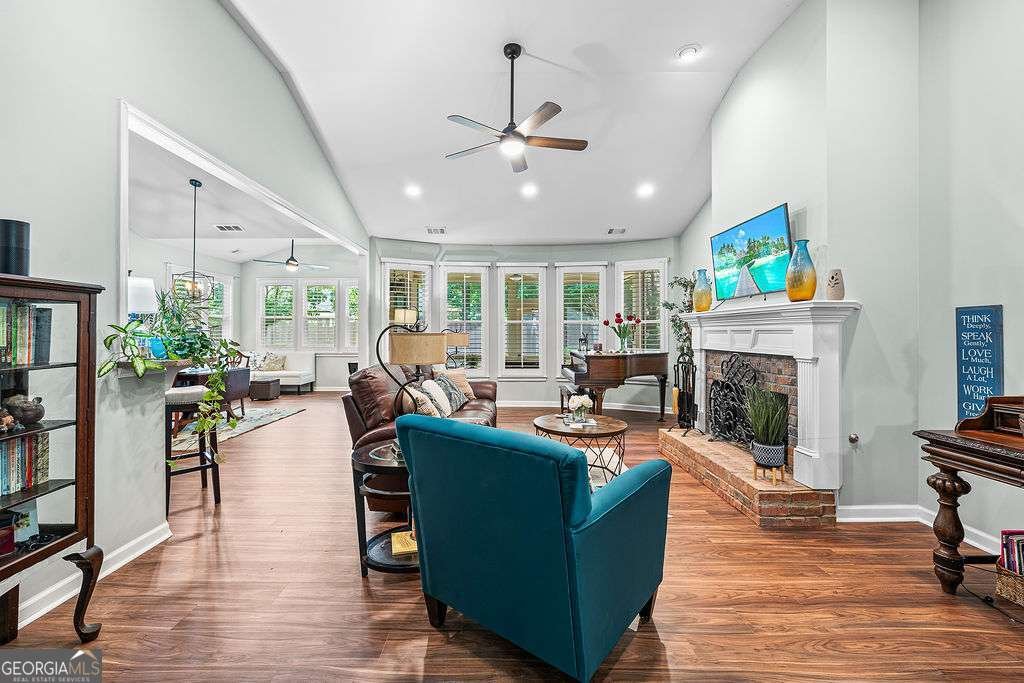 7731 7731 Sleepy Lagoon Way Flowery Branch - 7