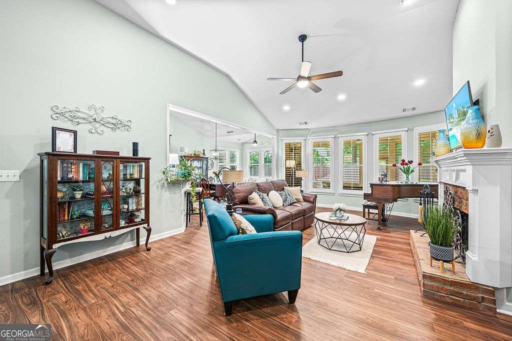 7731 7731 Sleepy Lagoon Way Flowery Branch - 8