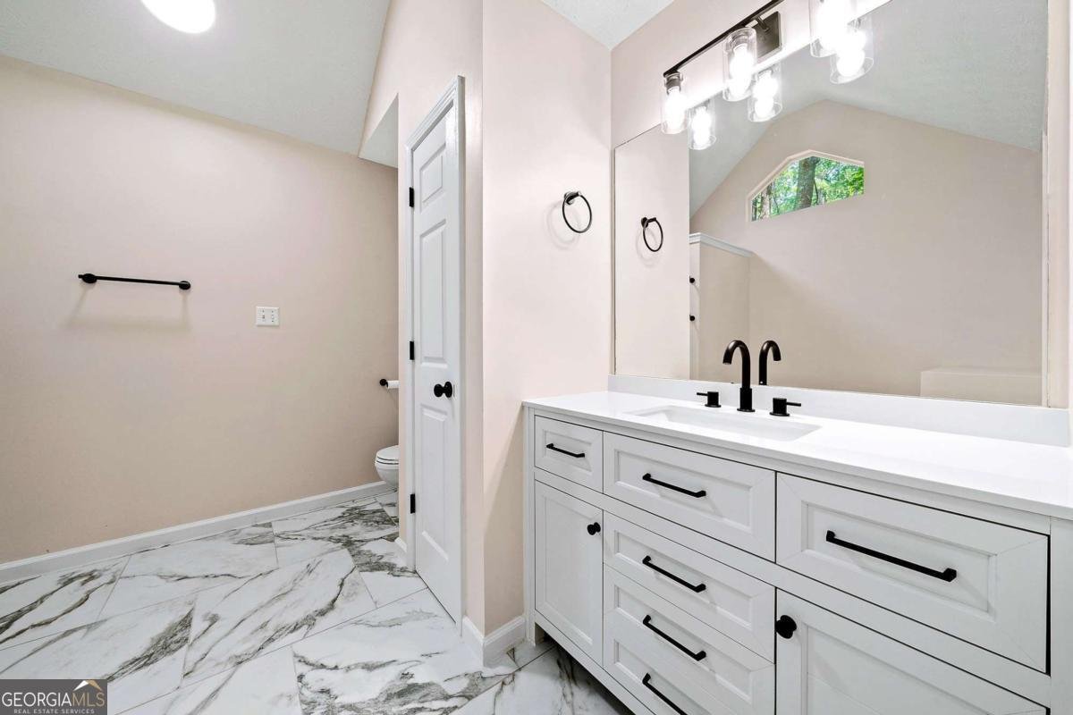 20 Four Oaks Newnan - 24