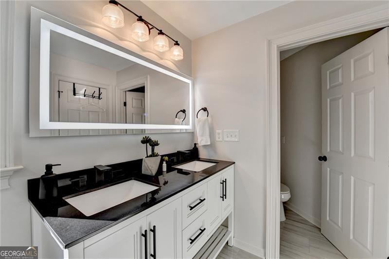3937 Skyline Drive Gainesville - 38