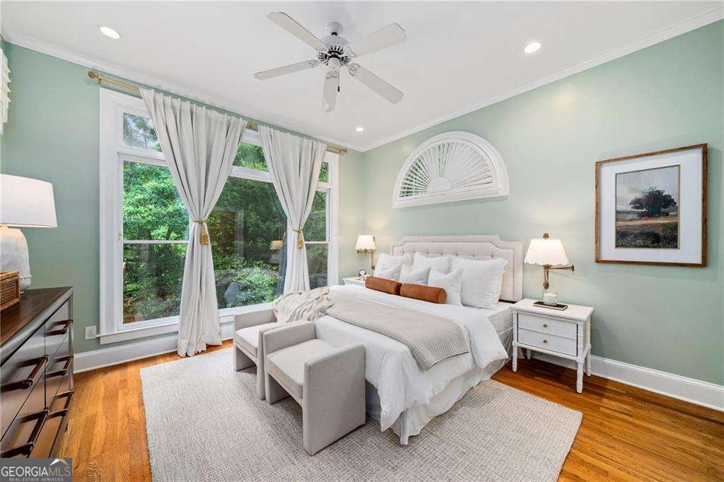 582 LAKESHORE Drive Atlanta - 24