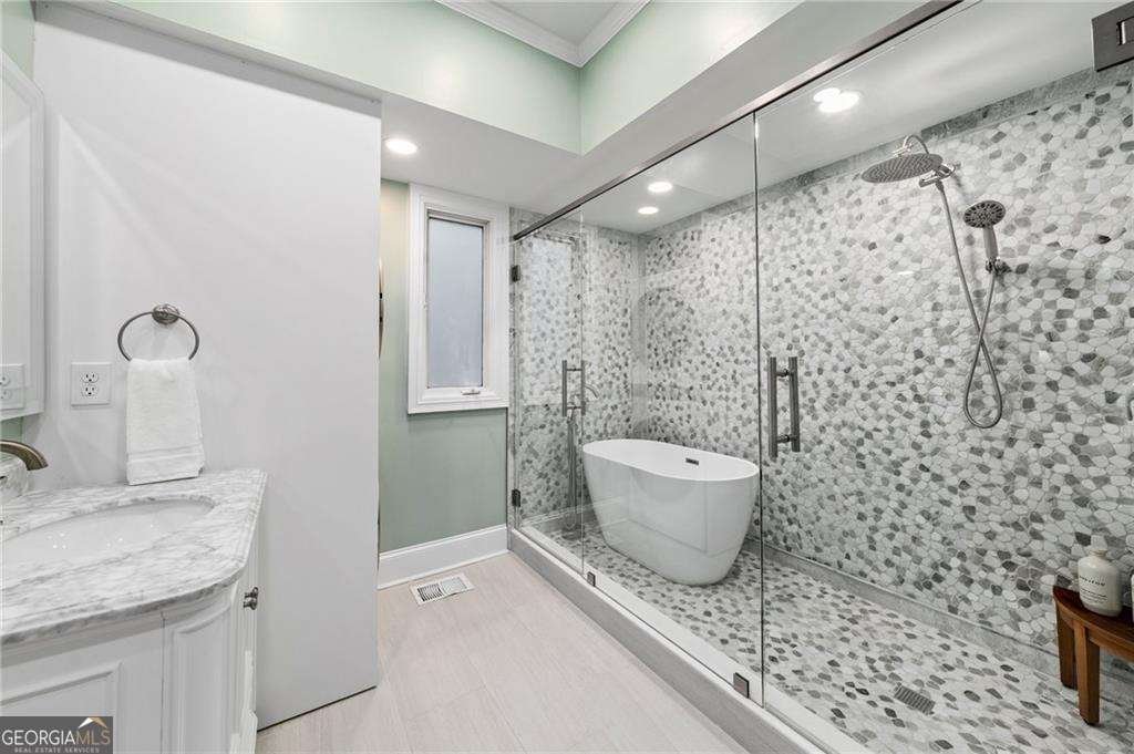 582 LAKESHORE Drive Atlanta - 30